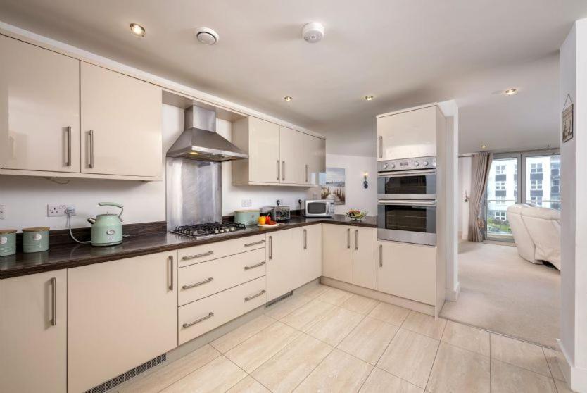 Number 2 In Lusty Glaze, Newquay Villa New Quay Екстериор снимка